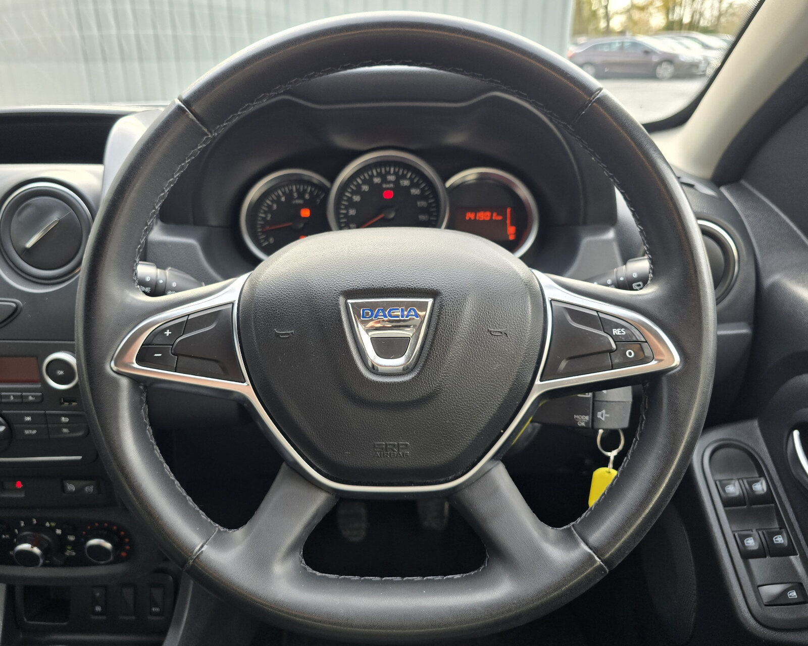 2017 Dacia Duster 1.5 dCi SIGNATURE - Image 16