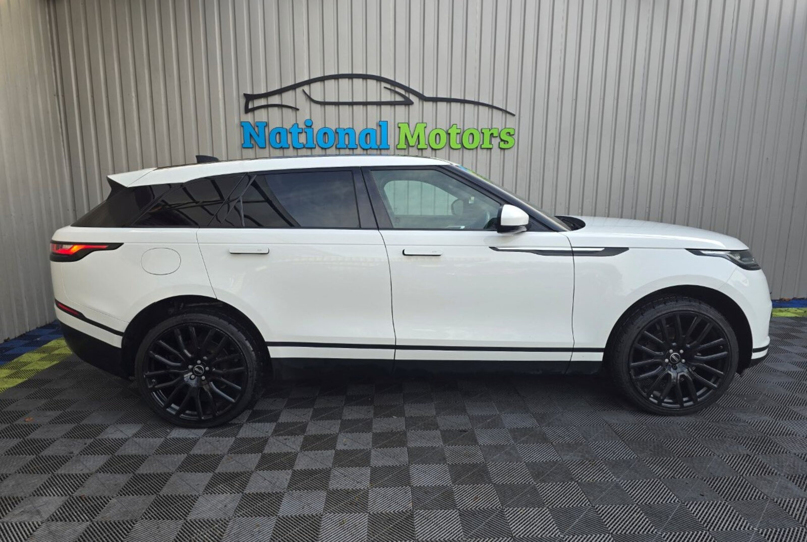 2019 Range Rover Velar 2.0D TD4 180 Standard - Image 2