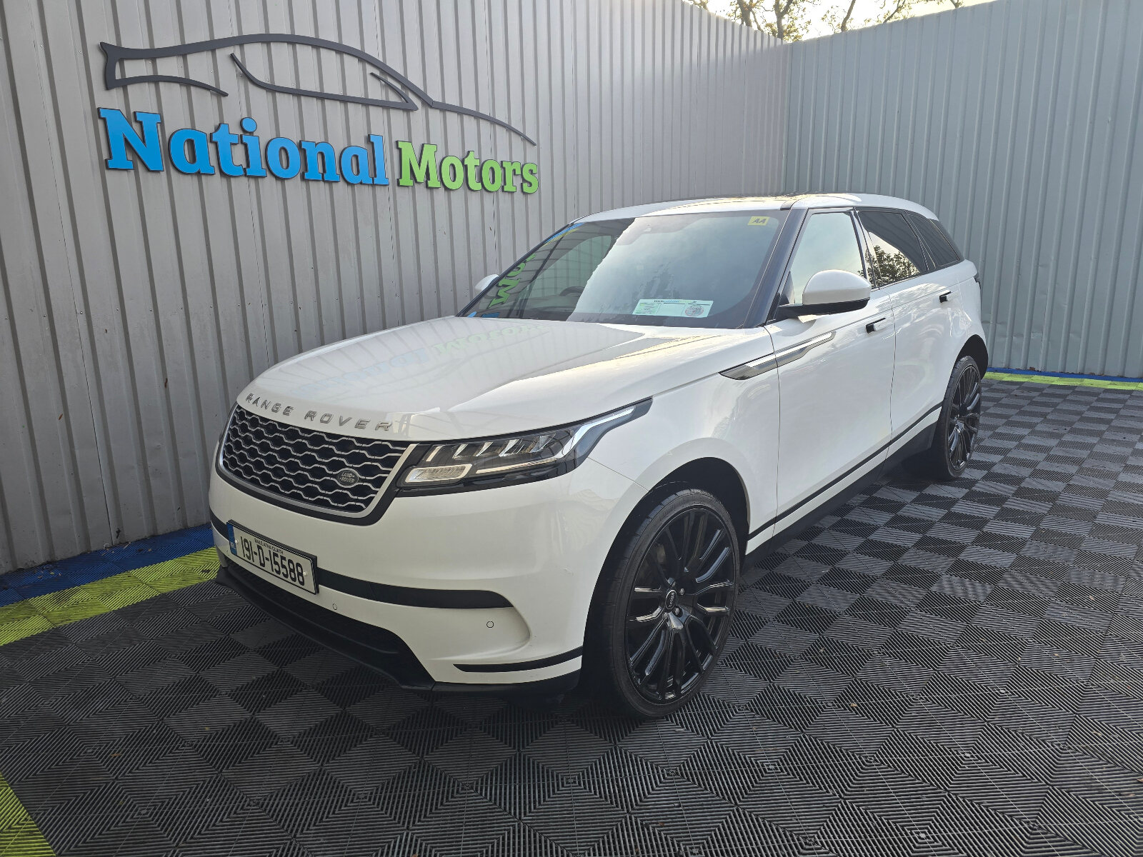 2019 Range Rover Velar 2.0D TD4 180 Standard - Image 8
