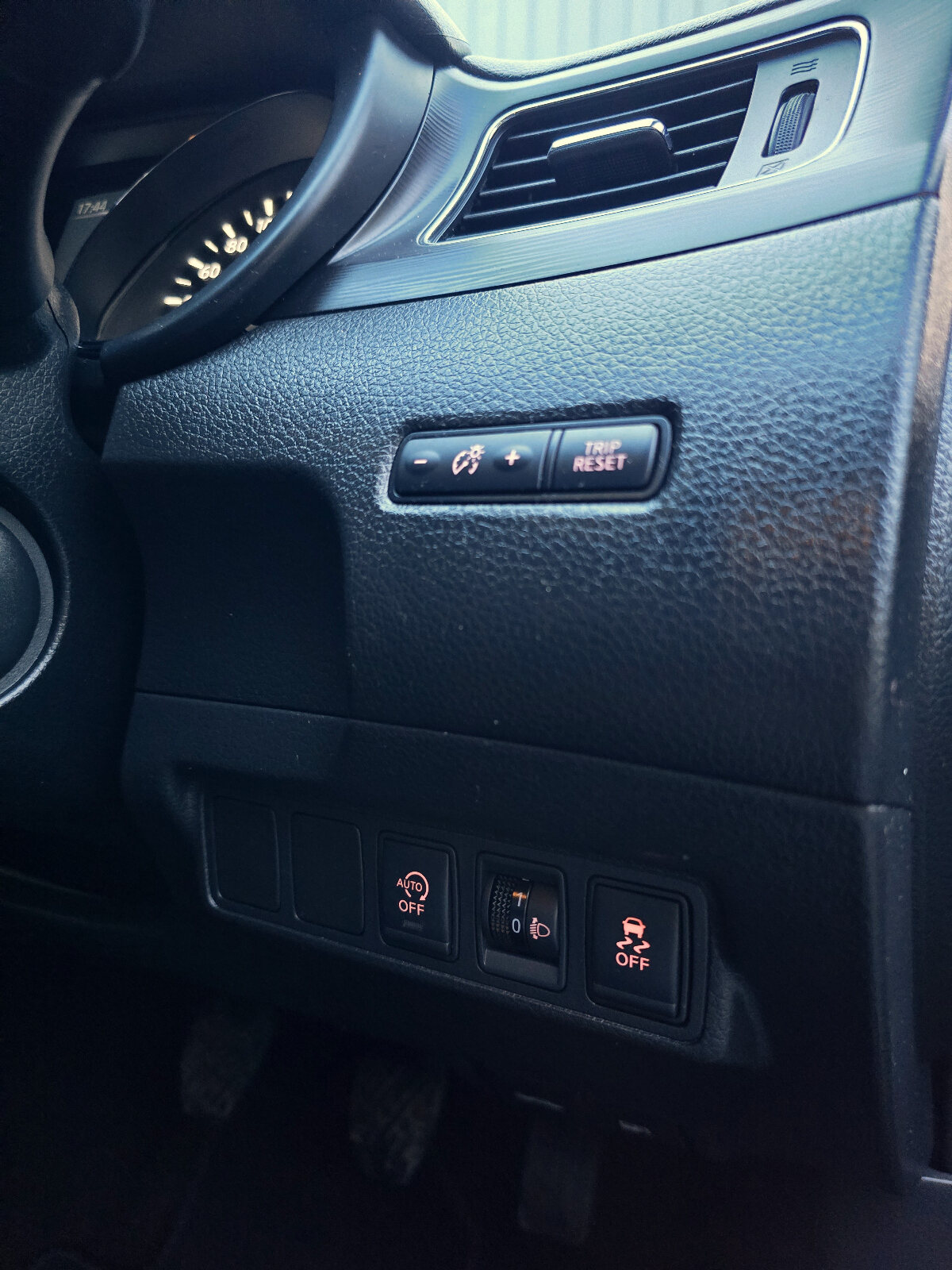 2017 Nissan Pulsar 1.5 DCI SV - Image 19