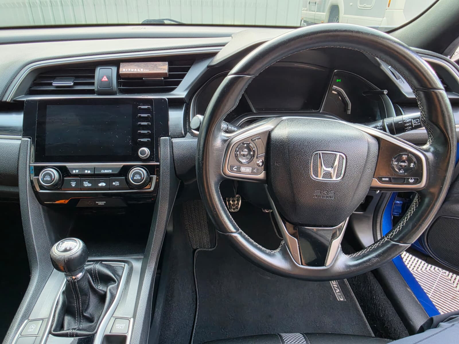 2021 Honda Civic 1.0 Turbo Smart - Image 15