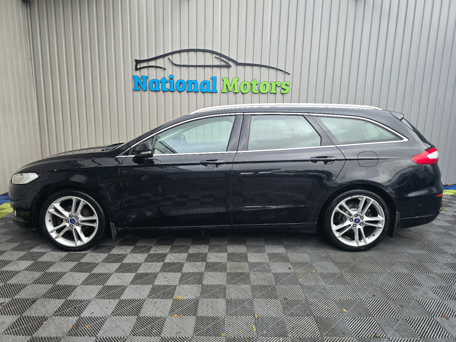 2015 Ford Mondeo 2.0TDCi Titanium - Image 7