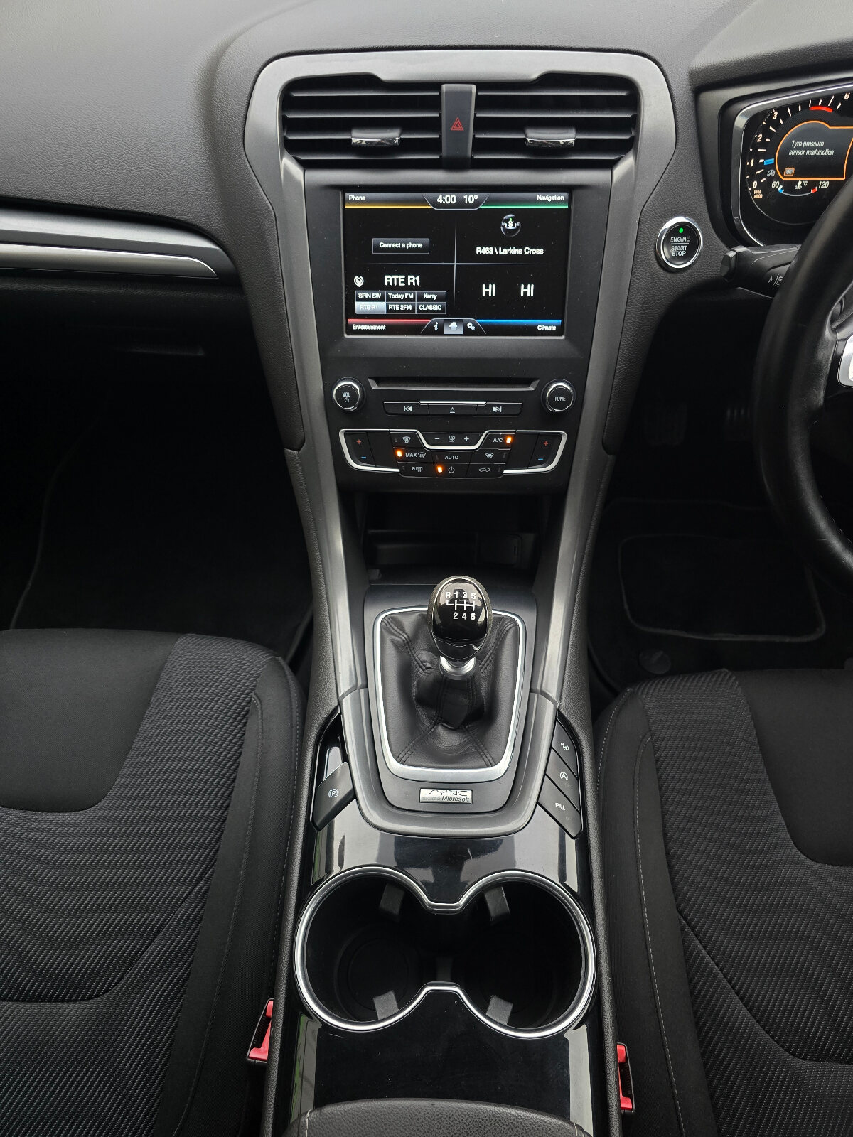 2015 Ford Mondeo 2.0TDCi Titanium - Image 13