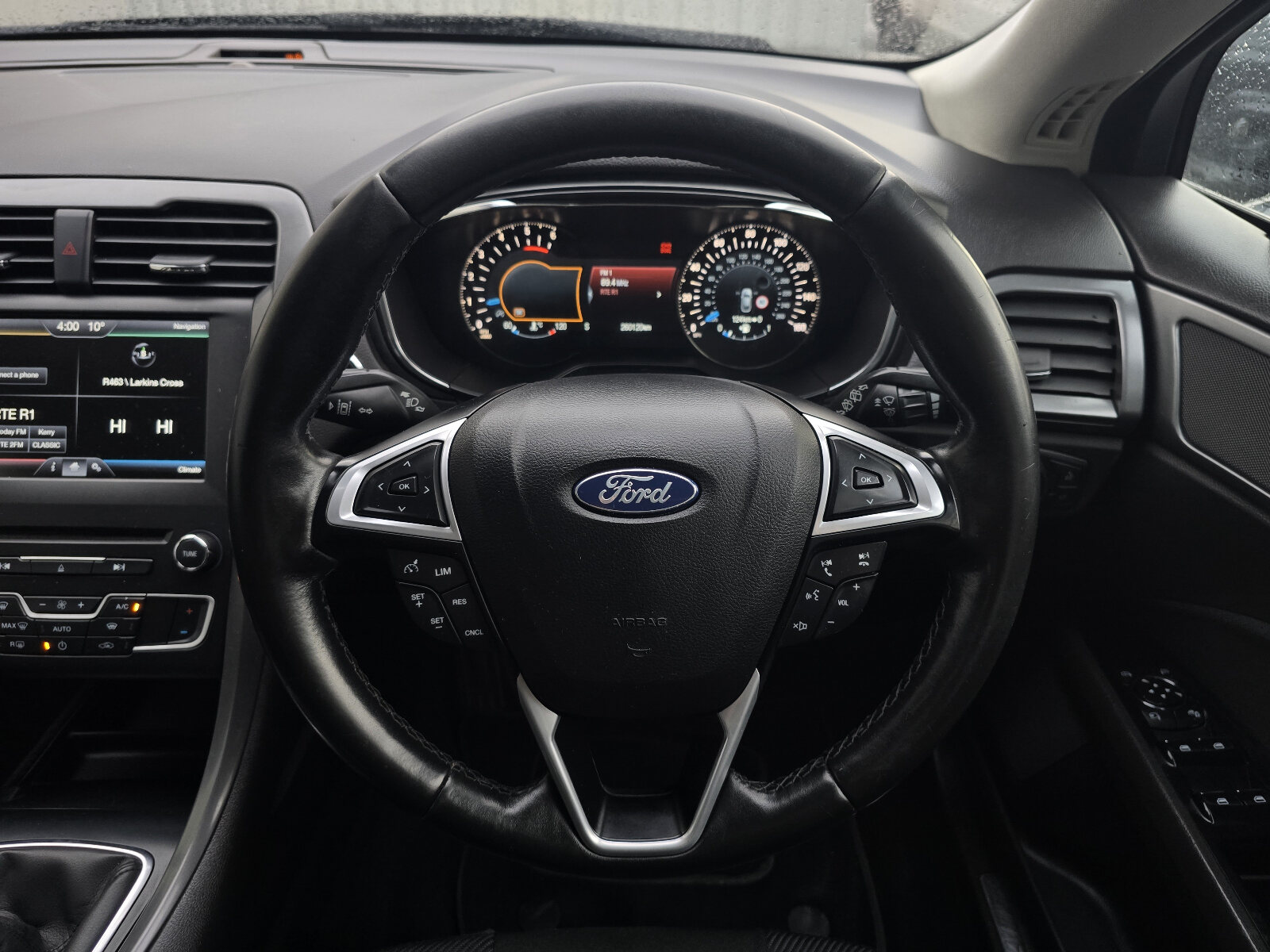 2015 Ford Mondeo 2.0TDCi Titanium - Image 18