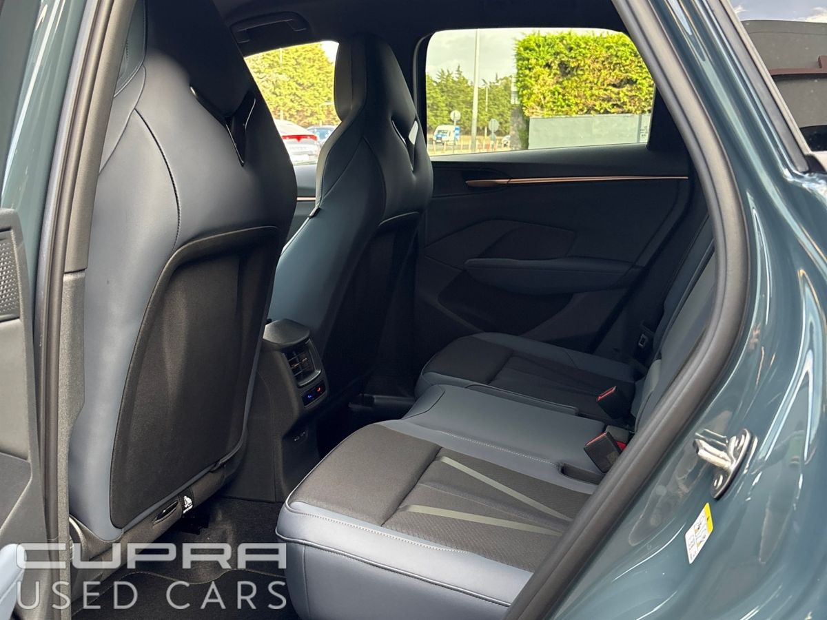 Cupra Terramar **AVAILABLE NOW ** 262 TERRAMAR V2 1.5 TSI eHYBRID 204hp (150 kW) DSG**DELIVERY MILEAGE -- FOC SERVICE PLAN -- HIGH SPEC -- 5 YEAR WARRANTY**