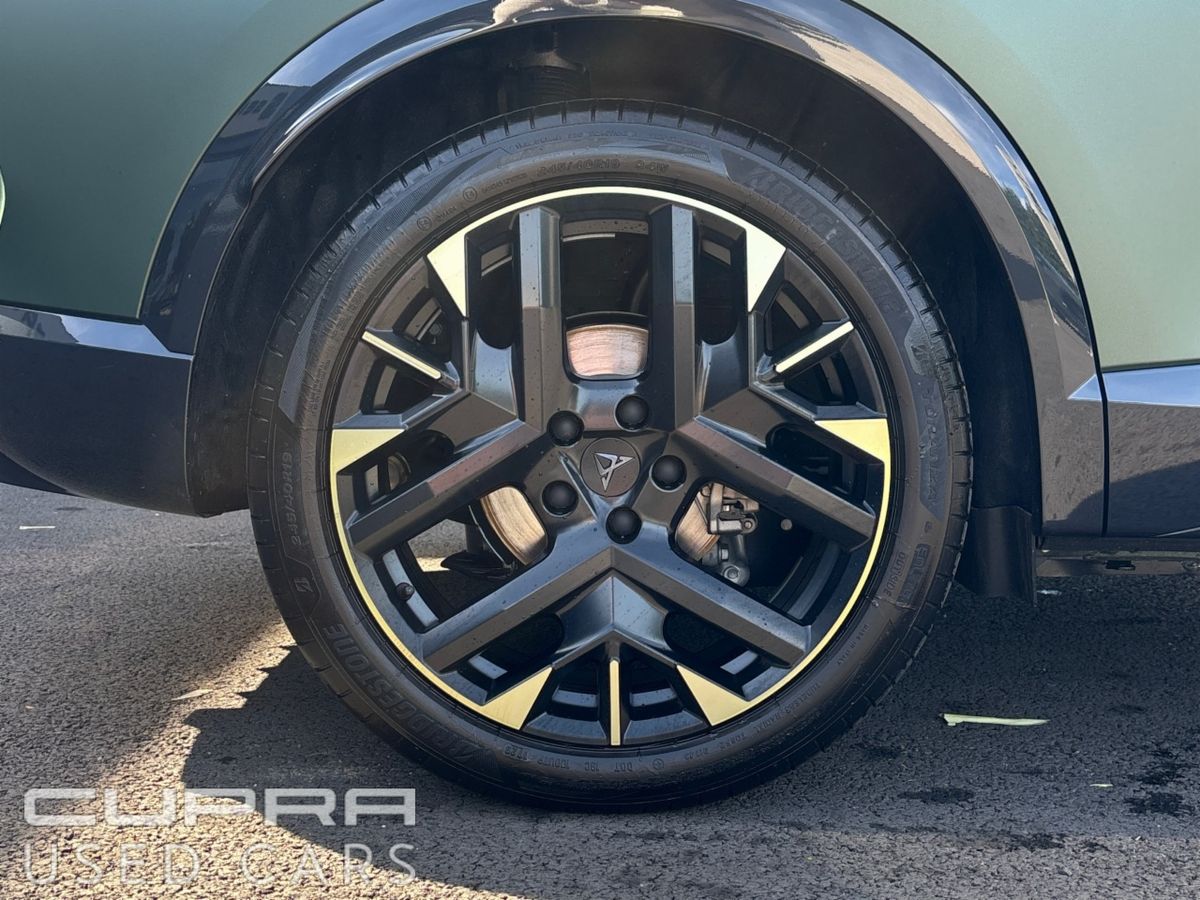 Cupra Formentor **NOW AVAILABLE** FORMENTOR e-Hybrid 204hp DSG Tribe Edition **FINISHED IN MANGANESE MATT PAINT -- 5 YEARS WARRANTY -- FOC SERVICE PLAN**