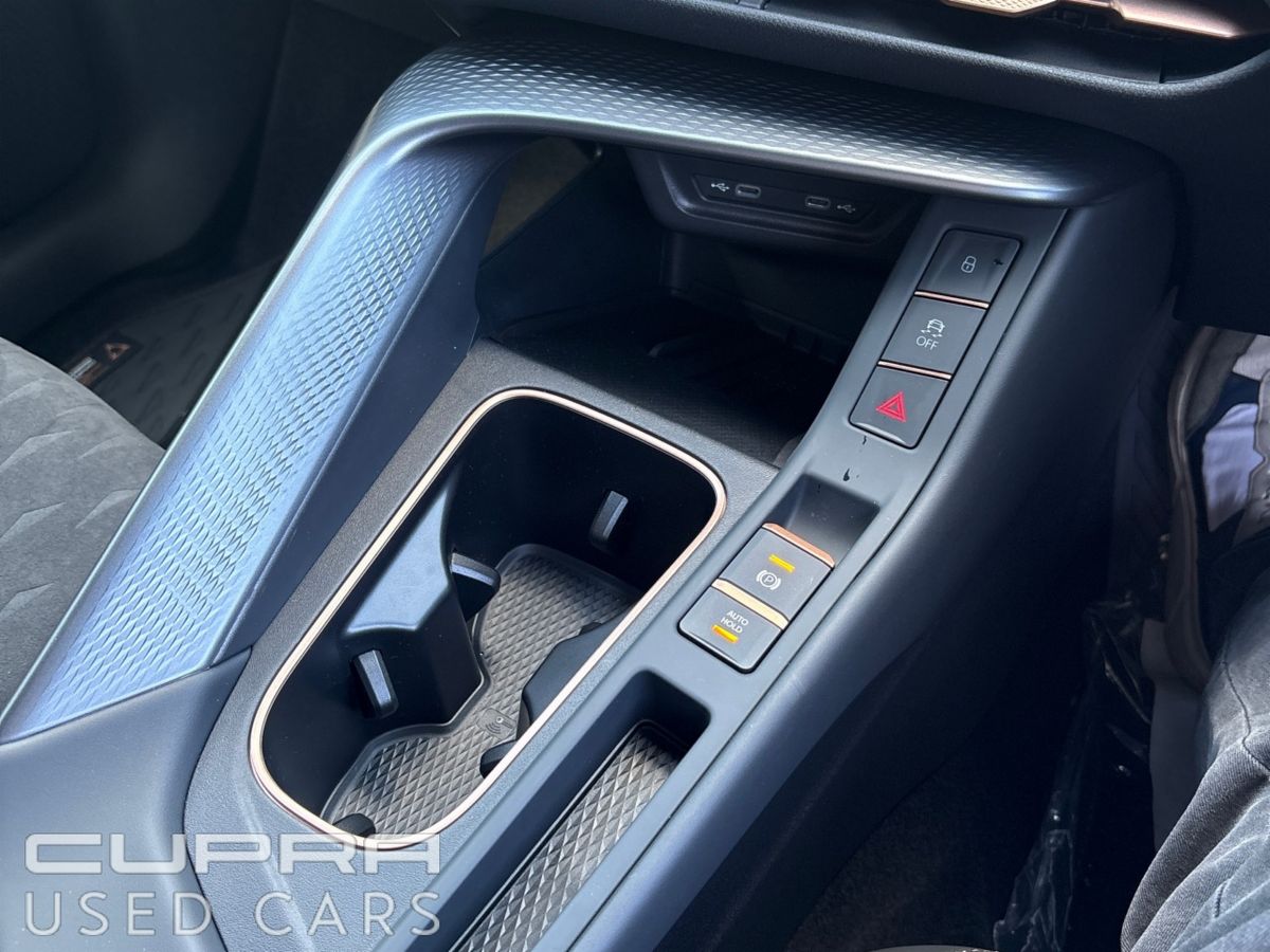 Cupra Terramar ** TERRAMAR VZ EHYBRID 272HP DSG 5DR **DELIVERY MILEAGE -- 20" VORTEX ALLOYS COPPER -- 5 YEAR WARRANTY -- FOC SERVICE PLAN**