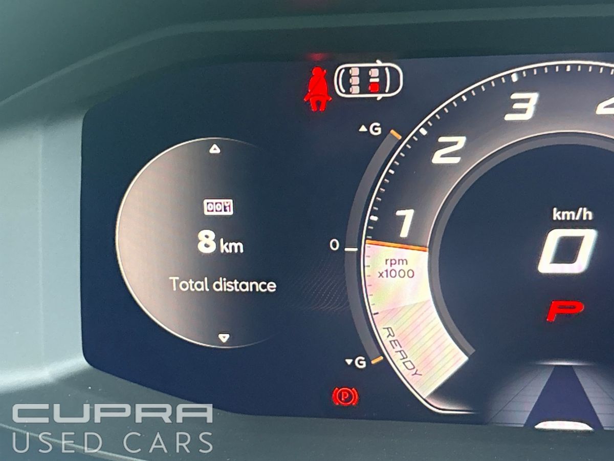 Cupra Formentor **262 SALE ** FORMENTOR V2 1.5ETSI 150HP DSG 5DR AUTO **DELIVERY MILEAGE -- 5 YEAR WARRANTY -- 19" "SANDSTORM COPPER" ALLOYS -- FOC SERVICE PLAN**