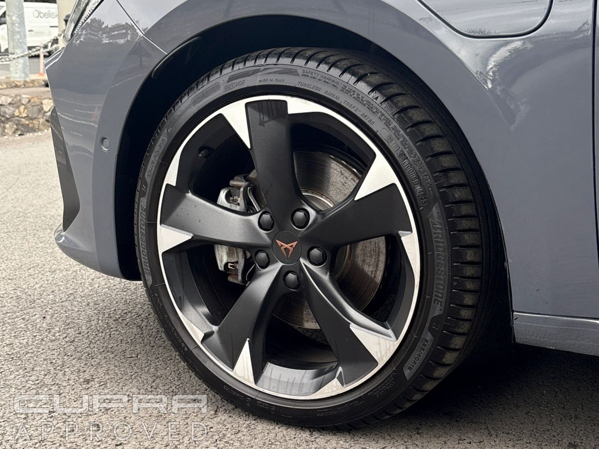 Cupra Leon *** JUST ARRIVED *** LOW MILEAGE CUPRA LEON SP PHEV 204hp DSG *** LOW RATE FINANCE *** 12 MONTH WARRANTY *** FREE SERVICE PLAN ***