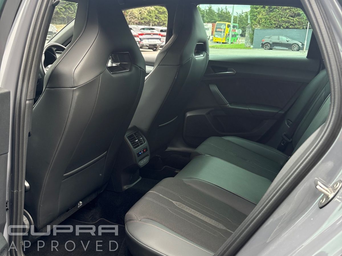 Cupra Leon *** JUST ARRIVED *** LOW MILEAGE CUPRA LEON SP PHEV 204hp DSG *** LOW RATE FINANCE *** 12 MONTH WARRANTY *** FREE SERVICE PLAN ***