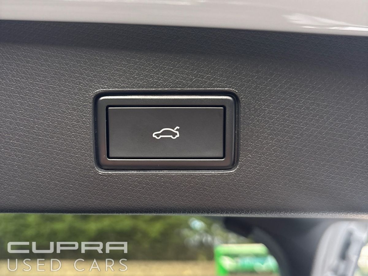 Cupra Tavascan **BRAND NEW CAR** TAVASCAN ENDURANCE 4 286HP 77KwH AUTOMATIC **DELIVERY MILEAGE -- FOC SERVICE PLAN**