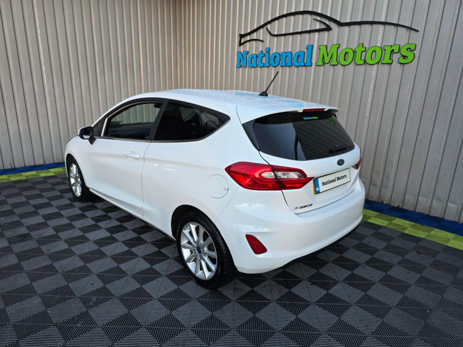 2018 Ford Fiesta TITANIUM 1.0 Petrol - Image 5