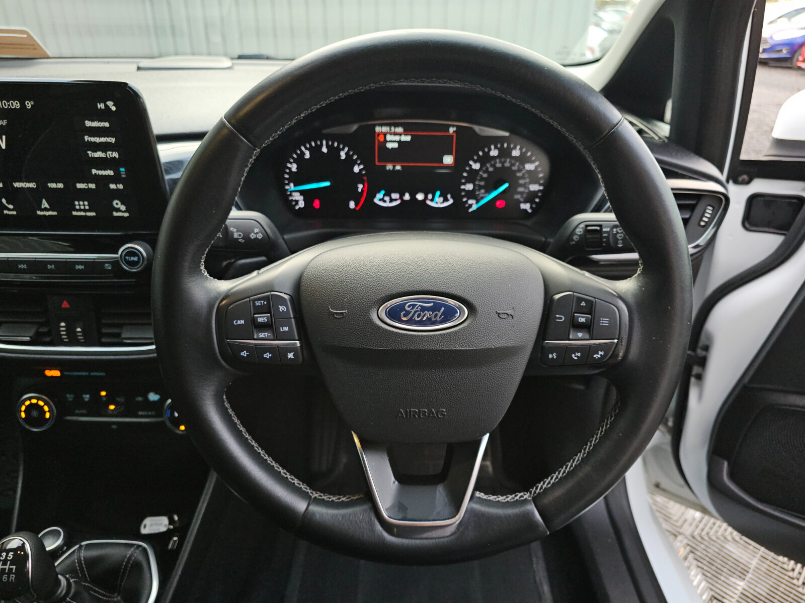 2018 Ford Fiesta TITANIUM 1.0 Petrol - Image 17