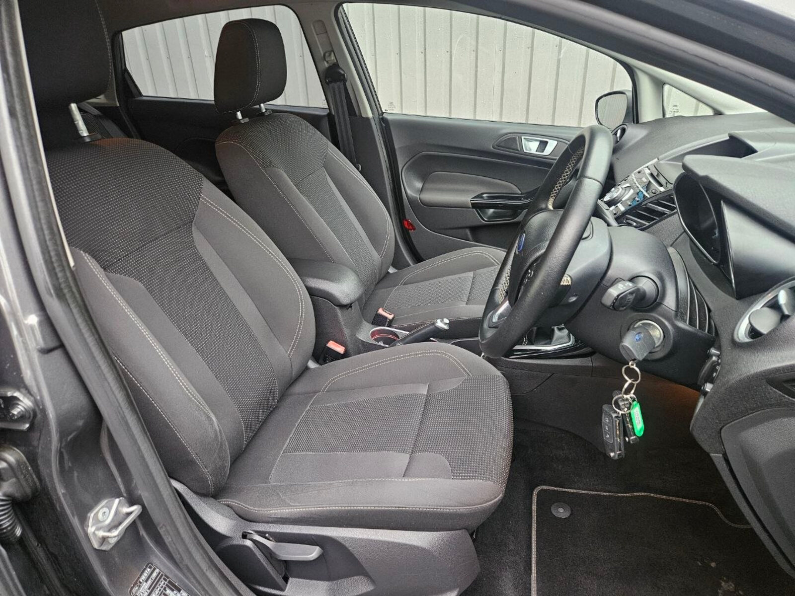 2016 Ford Fiesta TITANIUM 1.0 Petrol - Image 11
