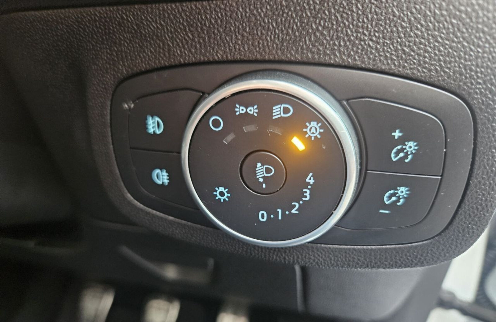 2019 Ford Fiesta ST-LINE 1.0 Petrol - Image 17