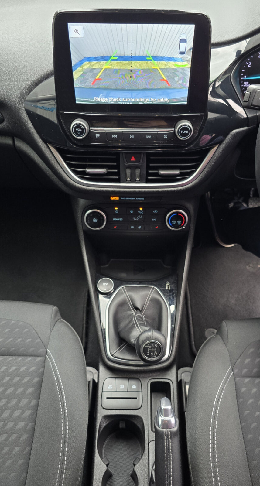 2019 Ford Fiesta 1.1L Ti-VCT Titanium - Image 12
