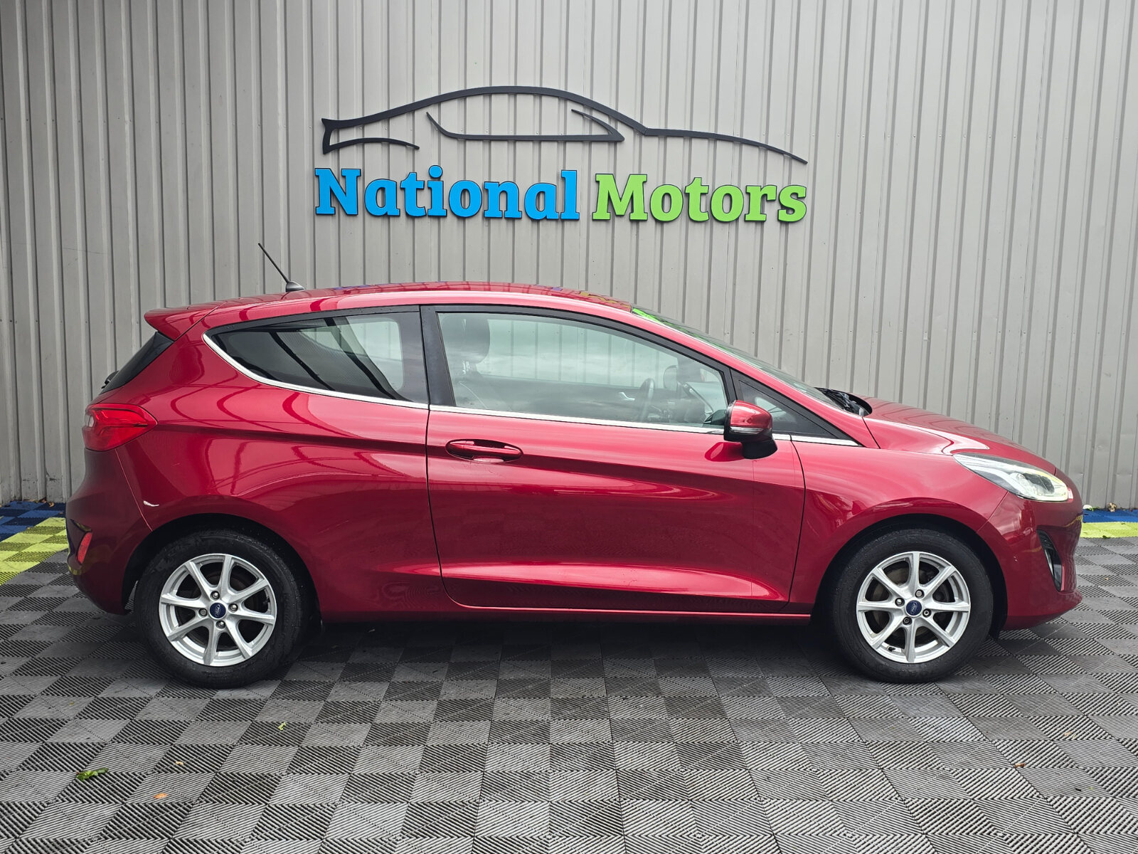 2018 Ford Fiesta 83k mi ZETEC 1.0 Petrol - Image 2