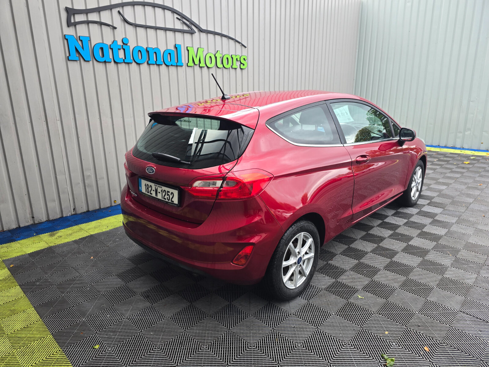 2018 Ford Fiesta 83k mi ZETEC 1.0 Petrol - Image 3