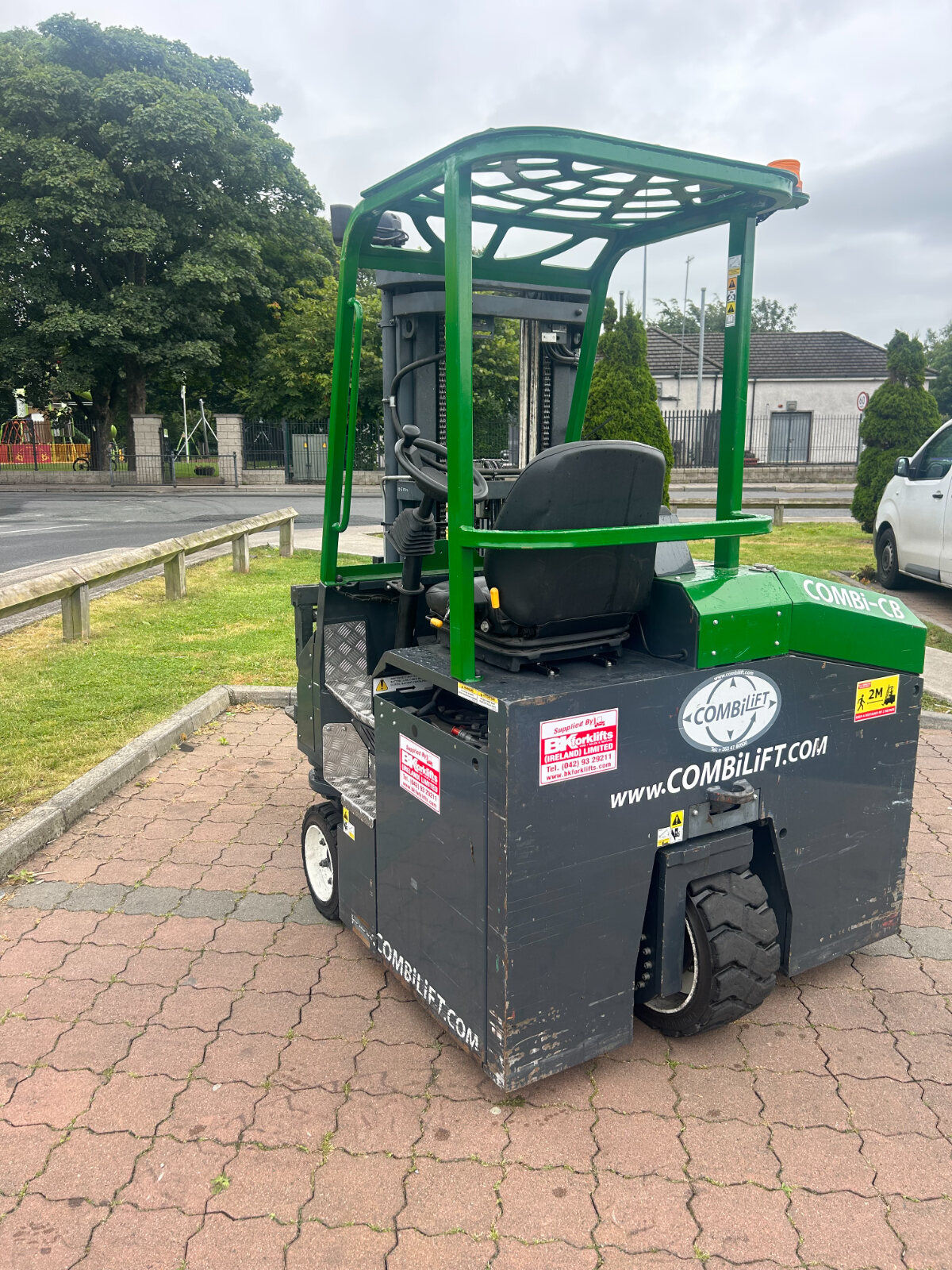 Combi Lift Cube Electric