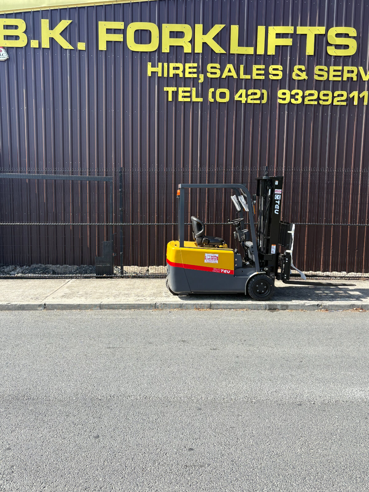 New TEU Electric Forklift
