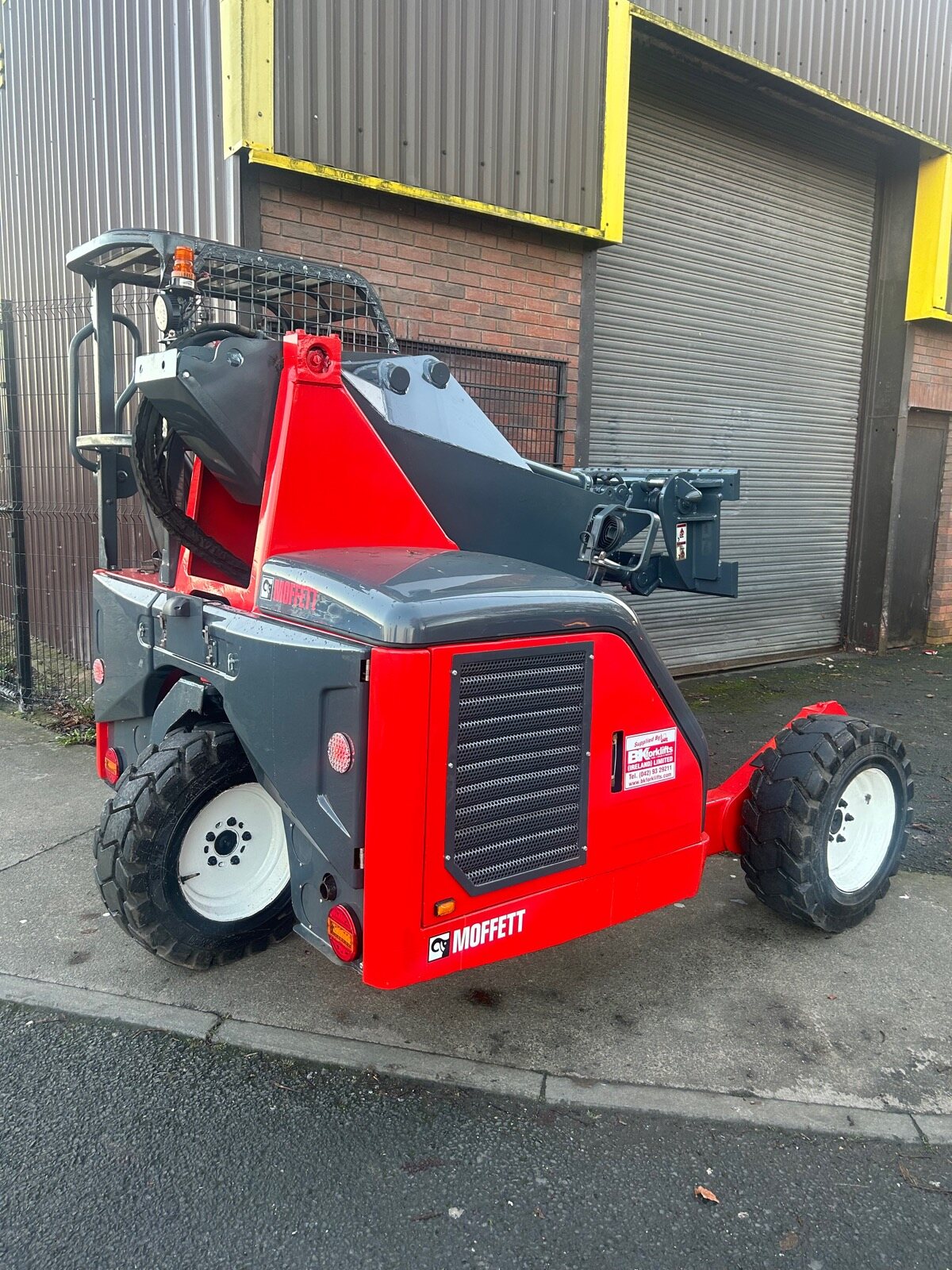 Moffett Mounty Tele-Ram