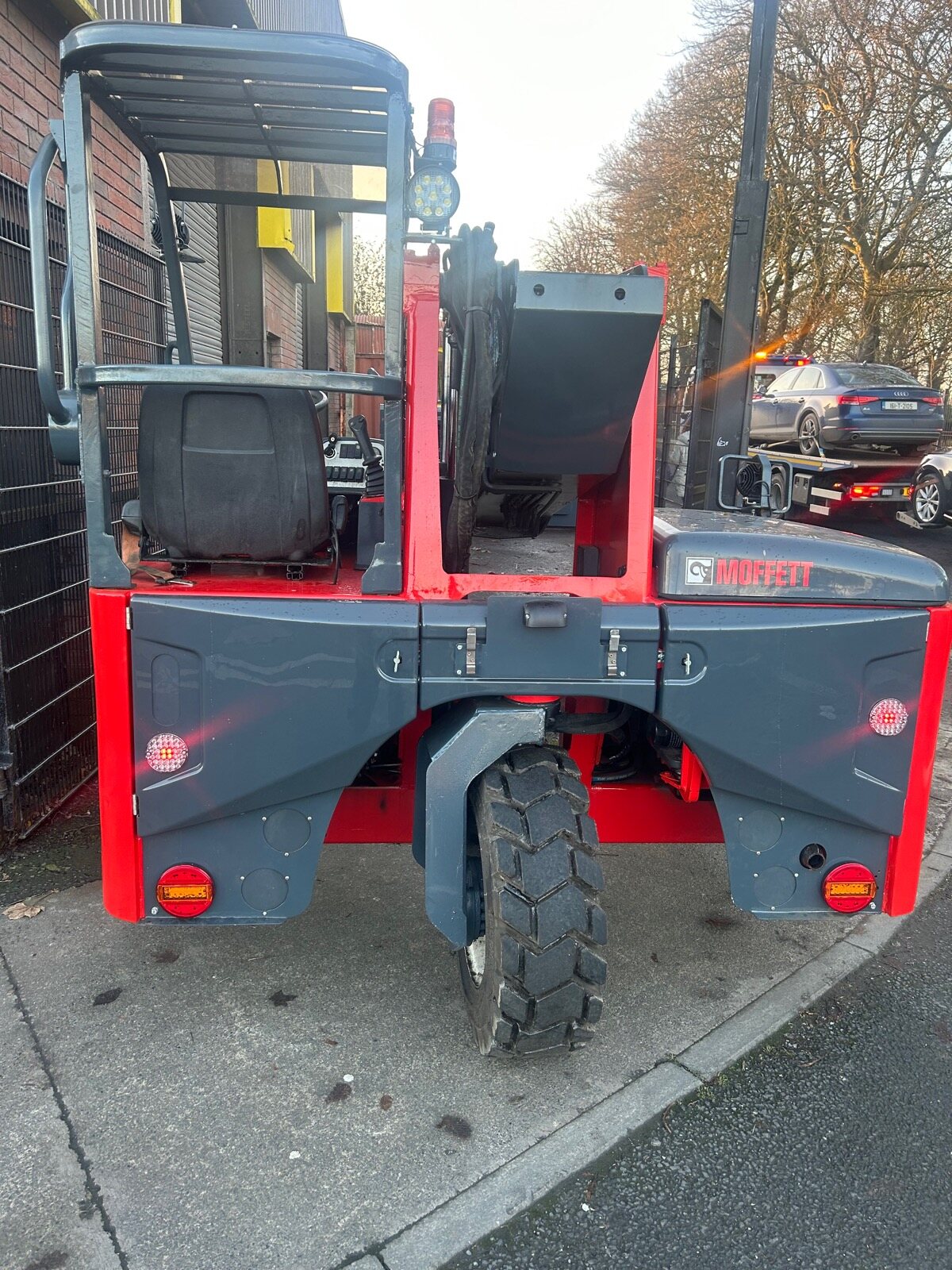 Moffett Mounty Tele-Ram