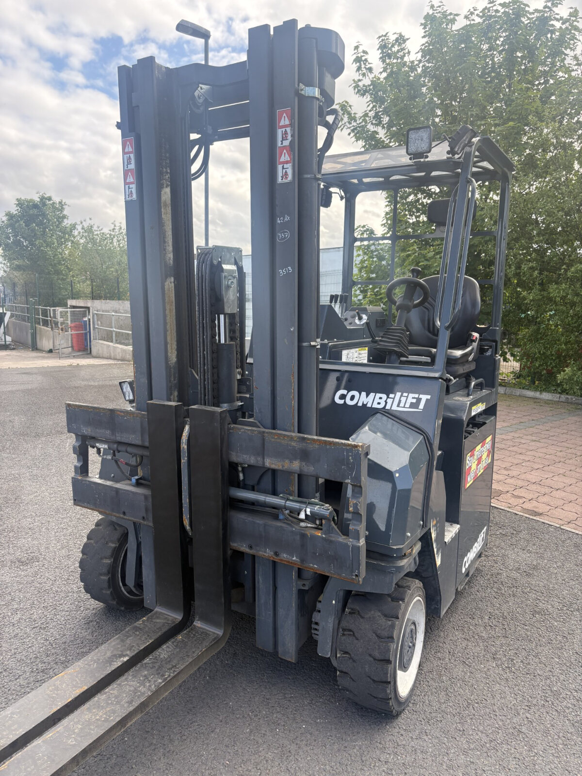 COMBILIFT CBE4000
