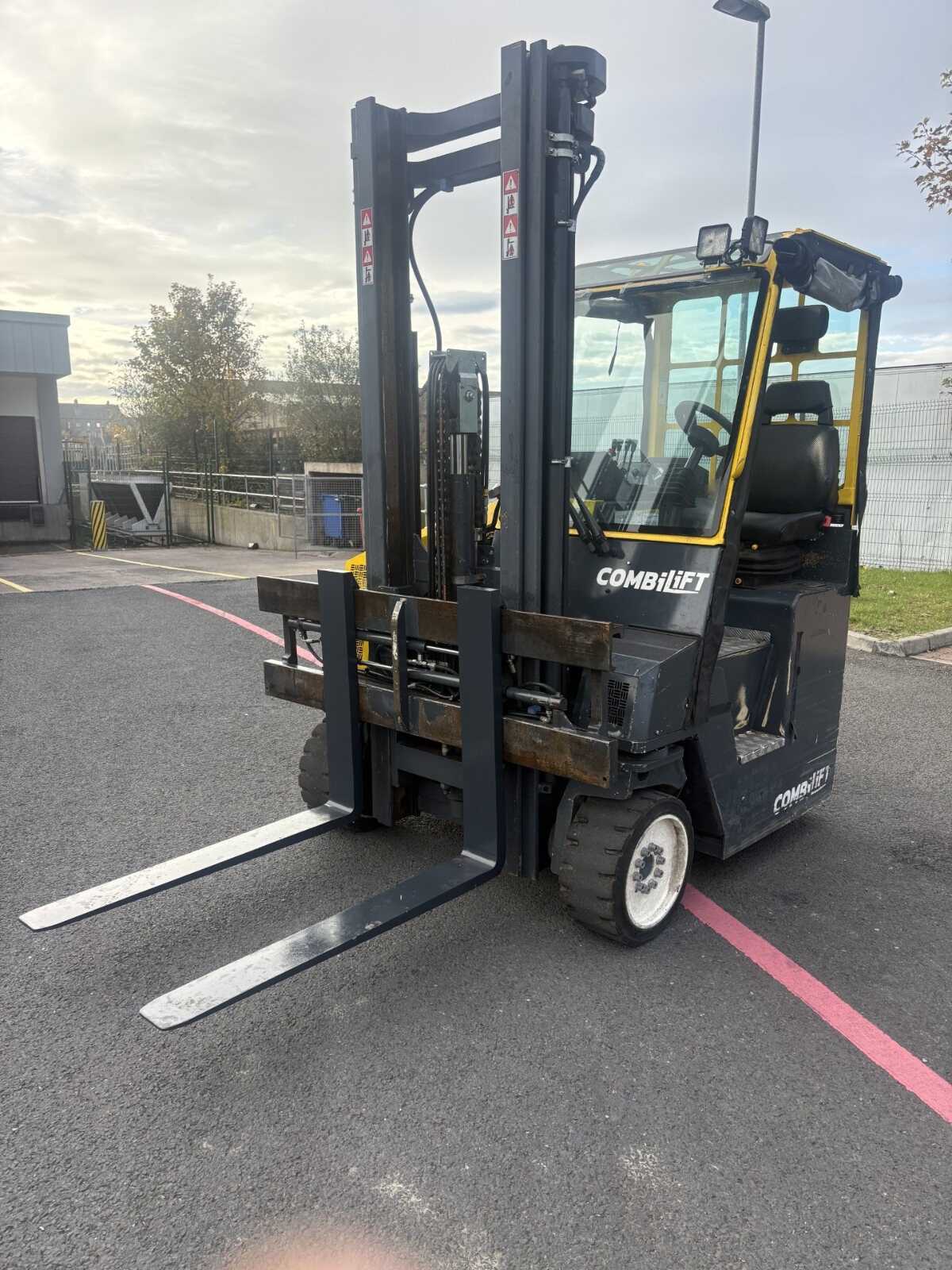 COMBILIFT CB4000