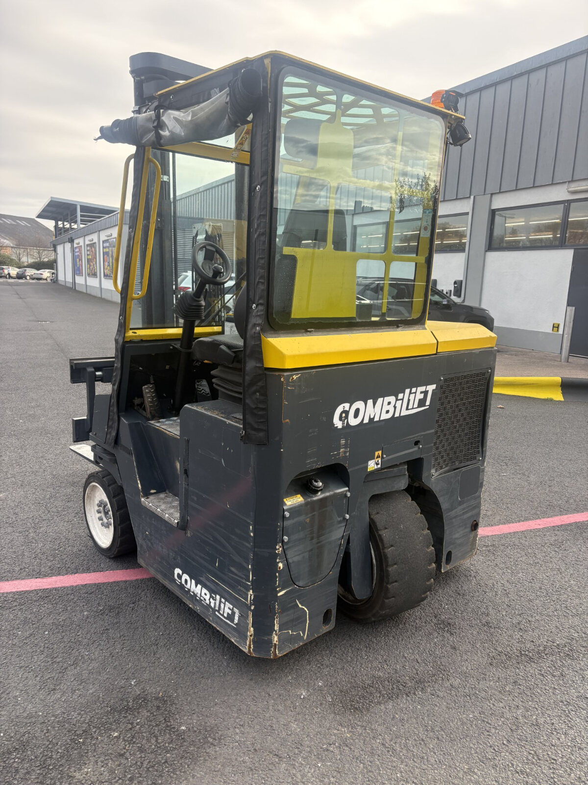COMBILIFT CB4000