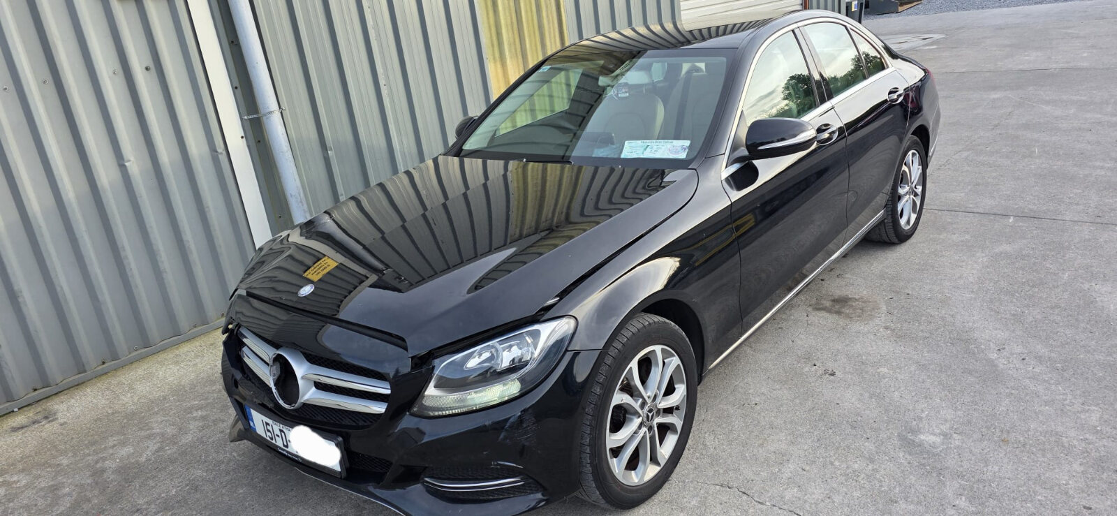 151 MERCEDES C180